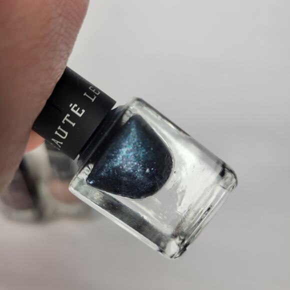 Le Metier de Beaute Rock ‘n’ Romance Mini Nail Lacquer Set NEW Glitter Shimmer - Picture 7 of 10